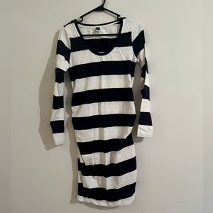 Old Navy maternity long sleeve stripe dress